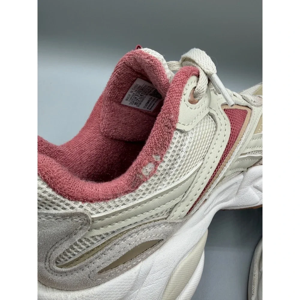 Reebok Royal Charge Women's Beige Maroon Chunky Sneakers Lifestyle Shoes Size 10